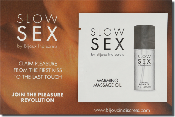 Bijoux Slow Sex warming massage oil