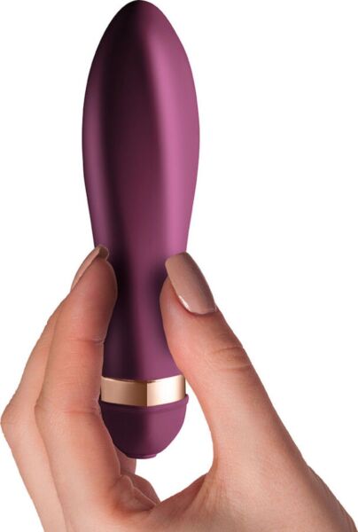 Climaximum Dare kit with a twisted vibrator and a butt plug