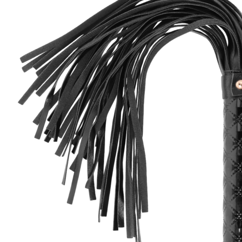 BDSM Whip BEGME BLACK EDITION Vegan Leather Flogger