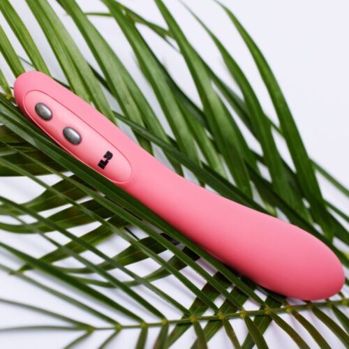 G-Spot Vibrator Je Joue The Wand with Warm Functionality