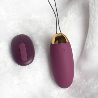 Svakom elva vibrating egg violet