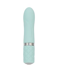 Flirty vibe with chrystal teal
