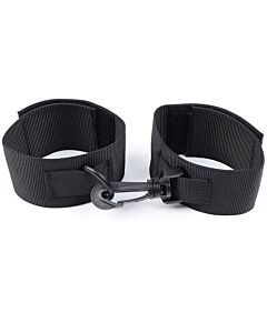 Sensual Handcuffs Ohmama