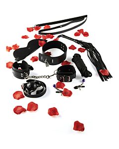 Amazing bondage sex toy kit.
