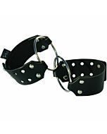 Sex & mischief s&m rings cuffs