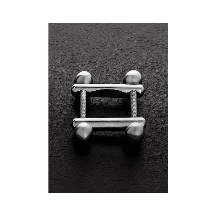 Nipples clamp with two end ball