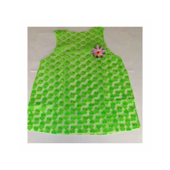 Woman costume green hearts
