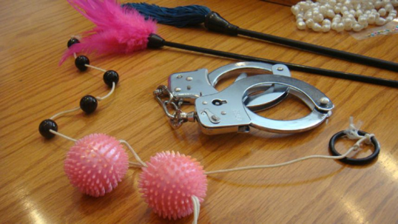 How to Use a Sex Toy for the First Time: Complete Guide